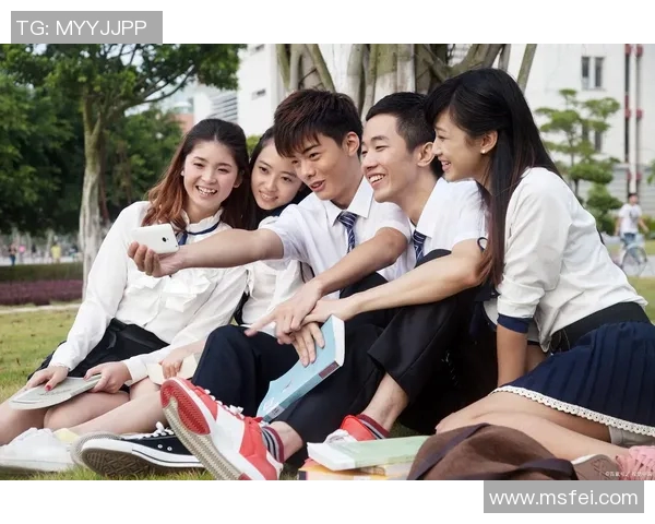 阿青年与大学生的生活挑战与成长之路的深度对比与思考